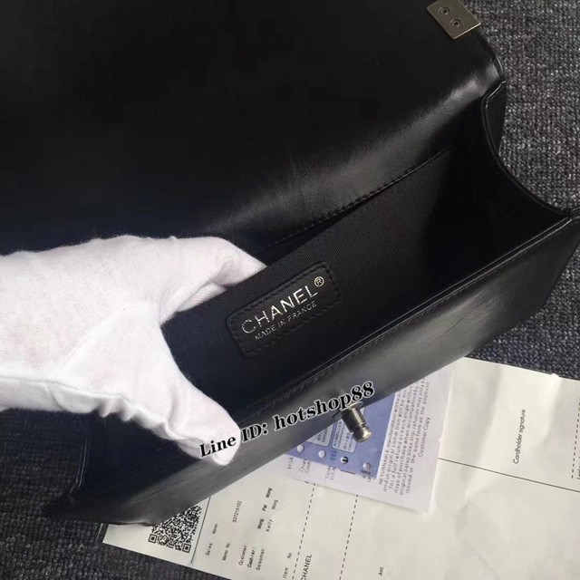 CHANEL女包 小香秋冬專櫃新品 金屬鏈條 進口臘油皮 Boy斜挎女包 香奈兒單肩包 djc1392